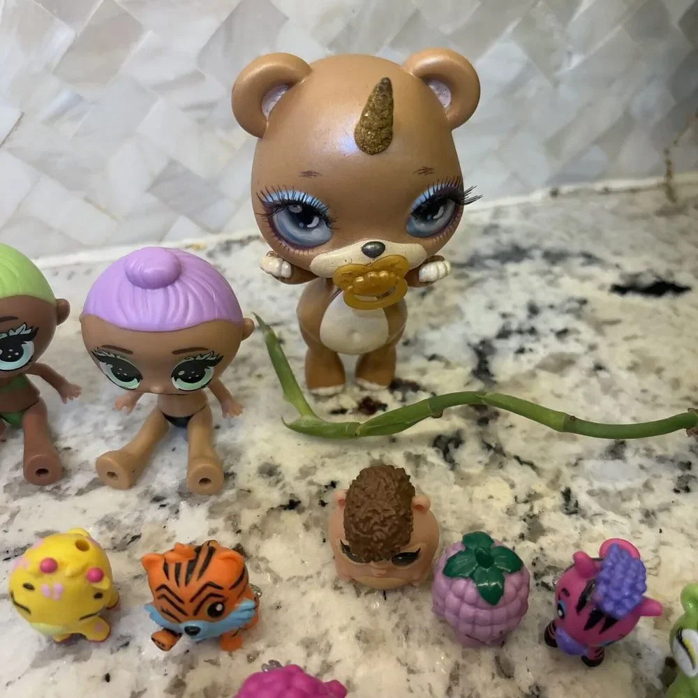 Littlest Pet Shop Lot Shopkins‎ Hatchimals Mini Blume Girl Toy Figures Lot Of 40